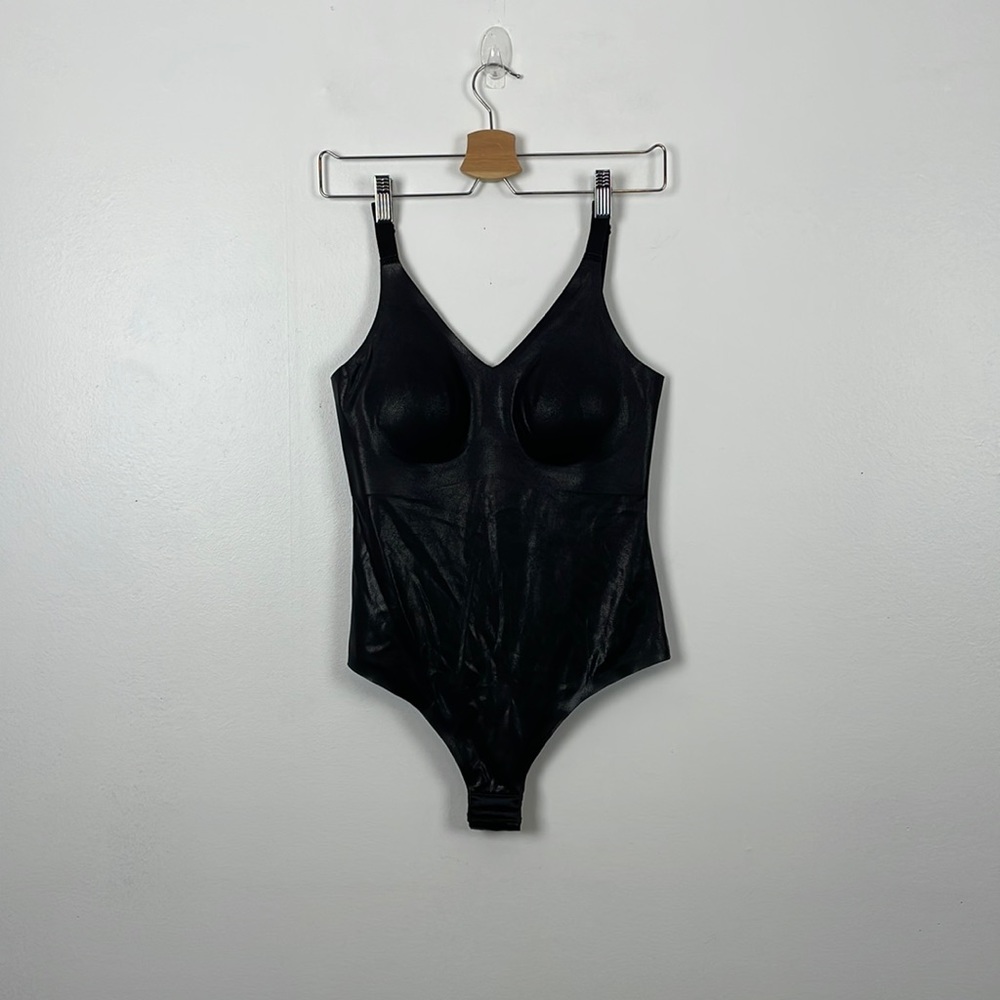 Knix Paypaya Bodysuit women M L  thong faux leather look built in bra stretch